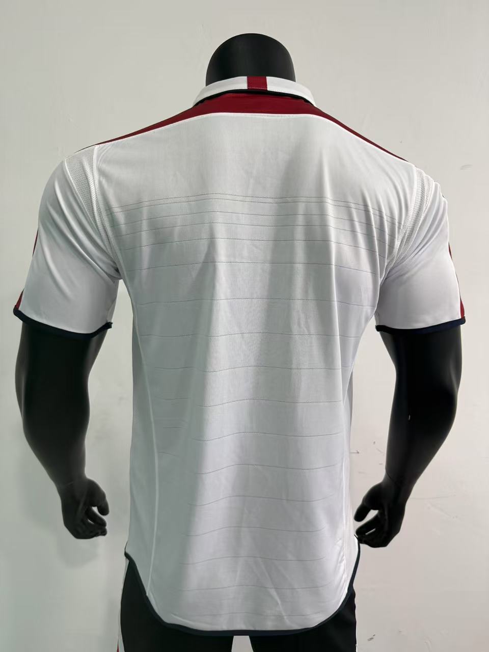2004-2005 England Retro Home Jersey (Player Version) – Vintage Three Lions White Football Shirt